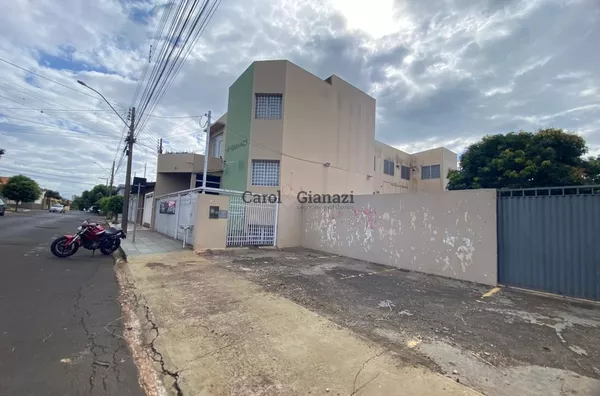 PR2714-Prédio comercial para locação no Centro de Assis