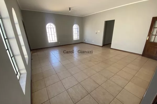 CA2236- Casa para lcação no Centro de Assis