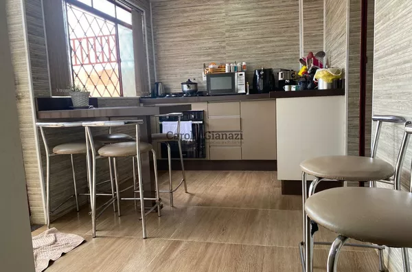 CA1257 - Sobrado para venda no  Centro em Assis