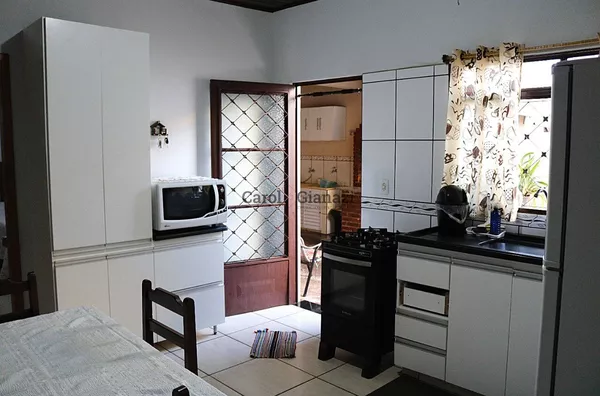 CA1717 - Casa à Venda no Parque Das Flores em Assis