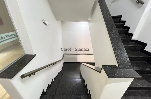 SA1857- Sala comercial para venda no centro de Assis