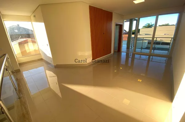 SALA DE TV SUPERIOR