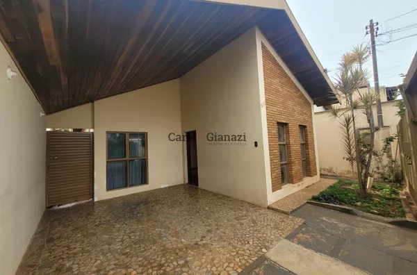 CA1911- Casa para venda na Vila Xavier em Assis