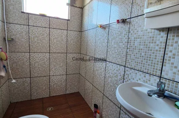 CA559 - CASA À VENDA COM MAIS DE 180m² DE TERRENO LIVRE – SANTA CECILIA