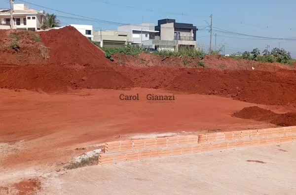 TE1430 - Terreno à Venda no Alto Dos Ipês em Assis