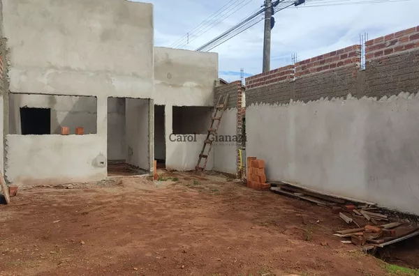 CA1333 - Casa em construção à venda na Vila Xavier em Assis