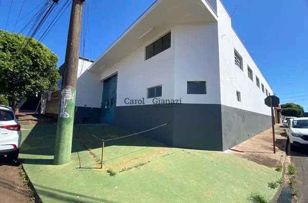 BA2723-Barracão para locação na Avenida Rui Barbosa em Assis