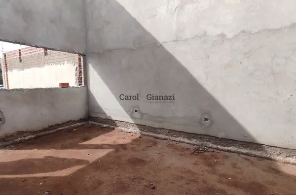 CA1333 - Casa em construção à venda na Vila Xavier em Assis