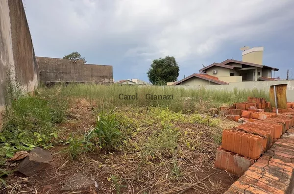 TE1714 - Terreno à Venda no Centro de Assis