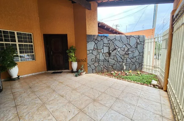 CA1018 - Casa à Venda na Vila Ebenezer em Assis