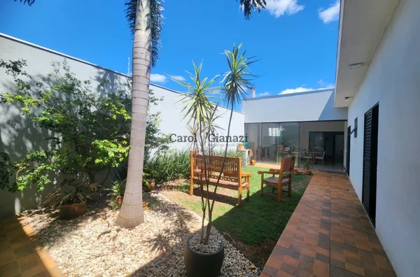 CA2414- LINDA CASA À VENDA – JARDIM AEROPORTO | USO MISTO EM ASSIS