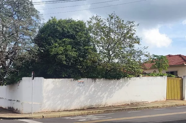 TE1266 - Terreno à venda no centro de Assis