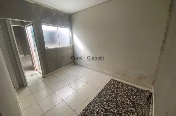 CA2034- Casa para locação próxima a UNIP em Assis