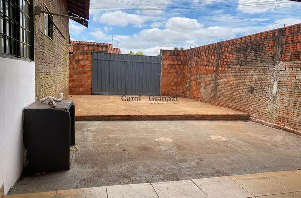 CA1597 - Casa à Venda no Jardim Alvorada em Cândido Mota