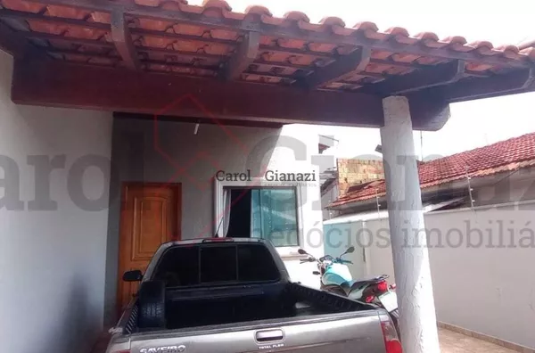 CA507 - CASA A VENDA NO CENTRO