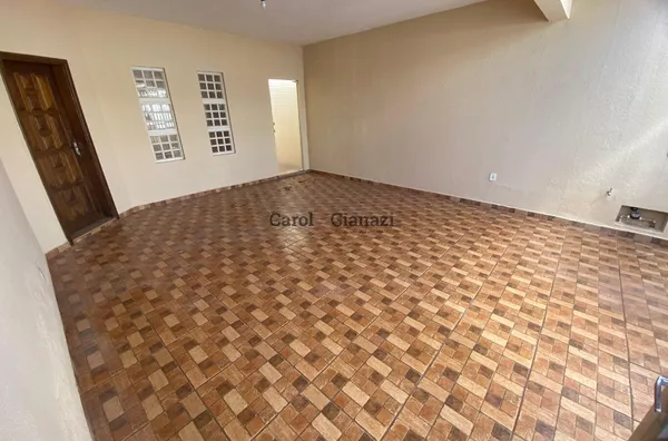 CA2356- Casa para locação próxima ao Supermercado Amigão em Assis