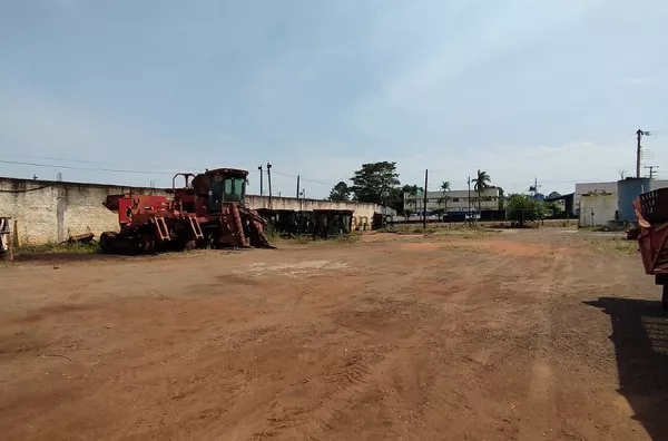 BA2644- Barracão Comercial para locação no Jardim São Nicolau em Assis