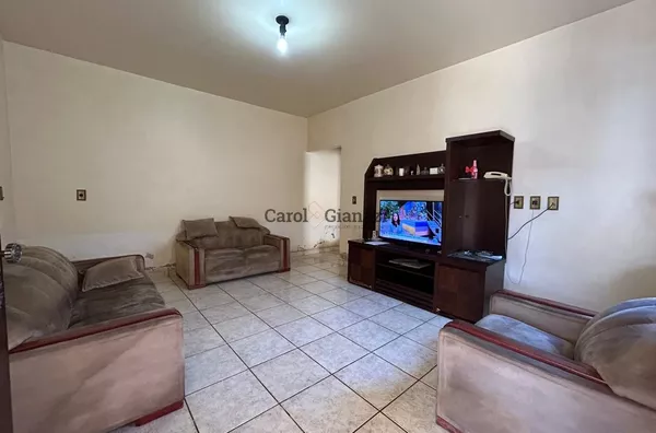 CA1614 - Casa à Venda no Centro de Assis