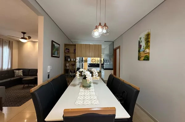 CA2081- Casa para venda próxima á Paróquia Santa Cecília em Assis