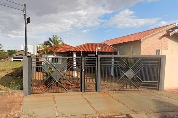 CA1075 - Casa à Venda no Jardim Aeroporto em Assis - Foto 1