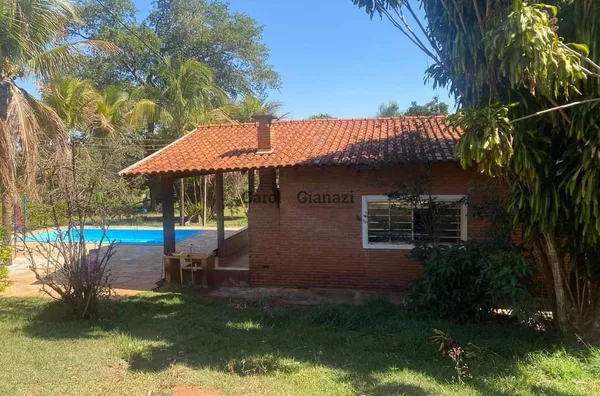 CH1861- Chácara para venda em Assis