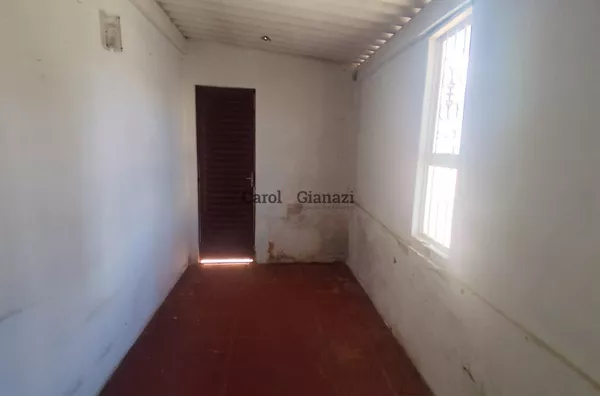 AP2526- Apartamento/ Sala comercial para locação no Centro de Assis