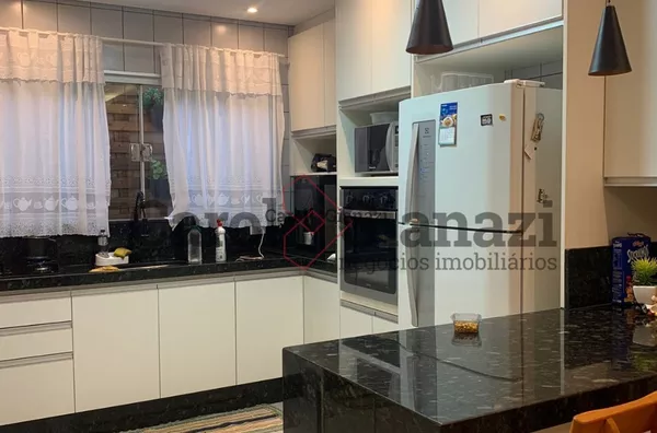 CA553 – CASA À VENDA VILA RIBEIRO