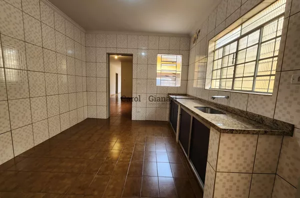 CA1263 - Casa para locação no Jardim Paraná, Assis