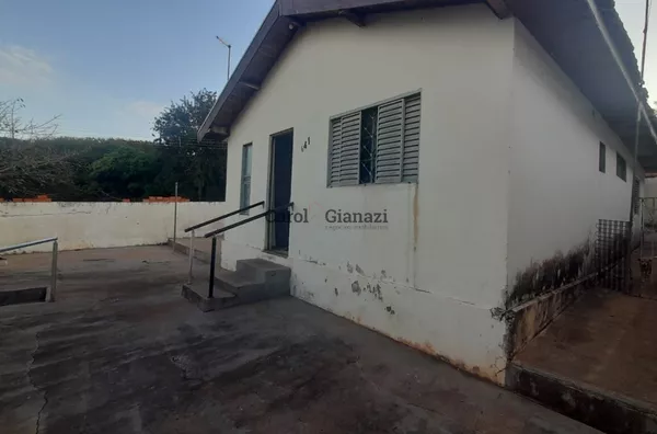 CA2004- Casa para venda na  Vila Xavier emAssis