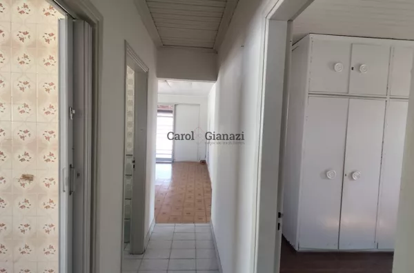 AP2526- Apartamento/ Sala comercial para locação no Centro de Assis