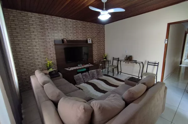 CA1475 - Casa à Venda próximo ao Supermercado Neves em Assis