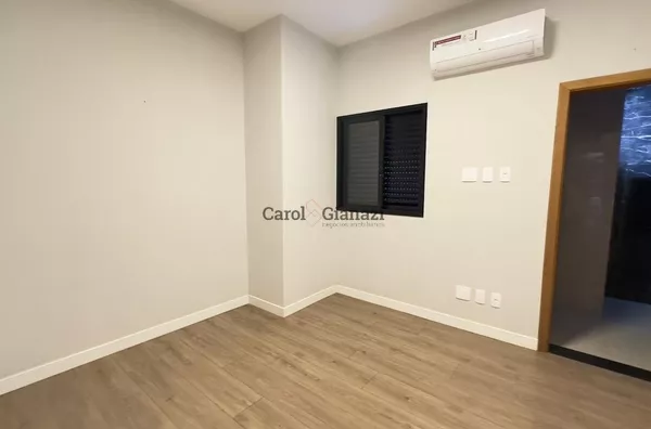 CA519 - CASA A VENDA RESIDENCIAL CASABLANCA