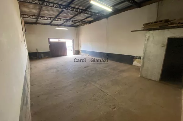 BA2063- Barracão para locação na Avenida Félix de Castro em Assis