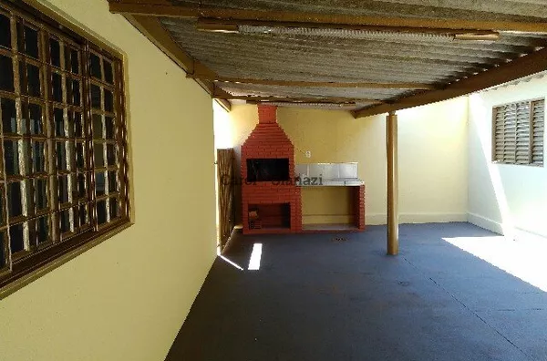 CA1543 - Casa à Venda no Parque Das Acácias em Assis
