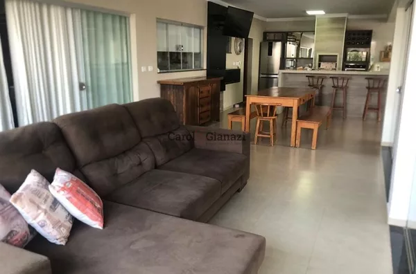 CA1135 - Casa de Alto Padrão à Venda no Residencial Esmeralda Park em Assis