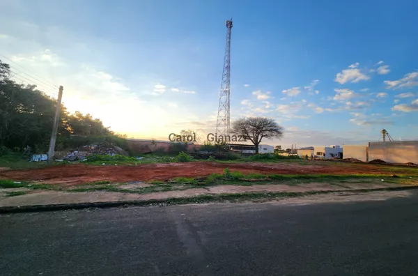 TE2046-Terrenos para venda no Jardim Paraná em Assis