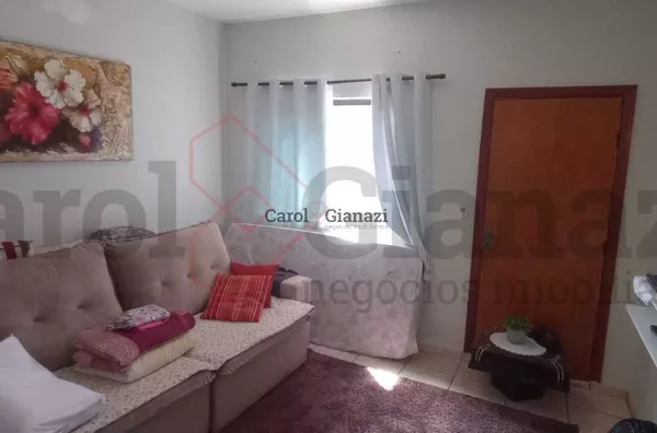 CA507 - CASA A VENDA NO CENTRO