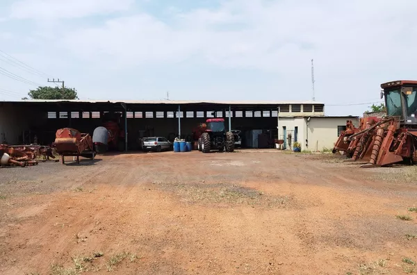 BA1047 - Barracão Comercial à Venda no Jardim São Nicolau em Assis