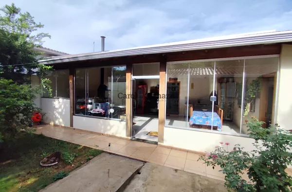 CA1643 - Casa à Venda no Centro de Assis 