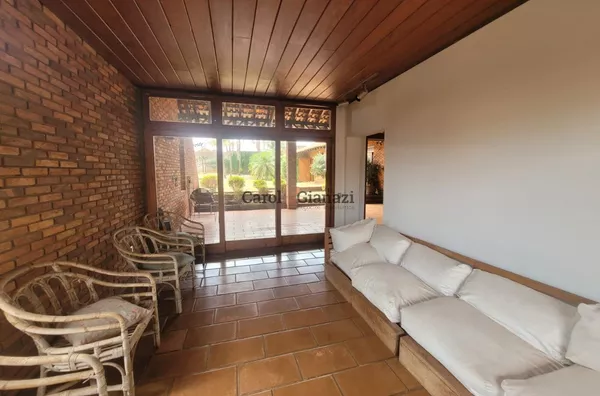 CA2213- Casa para venda no Centro de Assis