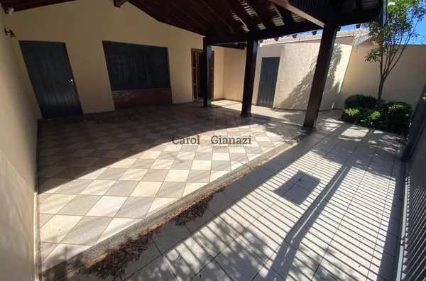 CA2321- Sobrado para locação próxima ao Parque Buracão em Assis