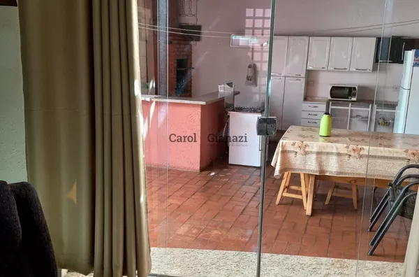 SO1298 - Sobrado para venda na  Vila Operária em Assis