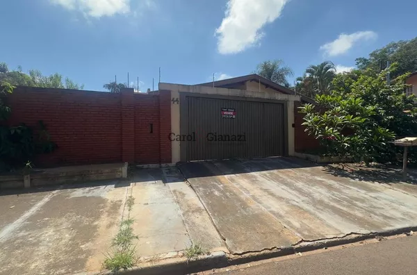 CA1683 - Casa à Venda próxima ao Jairão em Assis