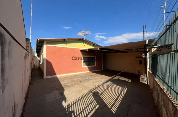 CA2228- Casa para venda na Vila Xavier em Assis