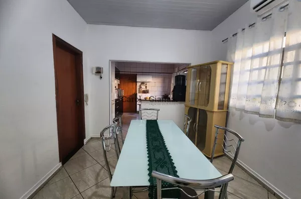CA2205- Casa para venda na Vila Central em Assis