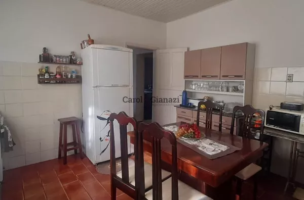 CA2182- Casa para venda no Centro de Assis