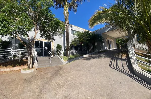 GA2441- Salão Comercial para Locação em Assis