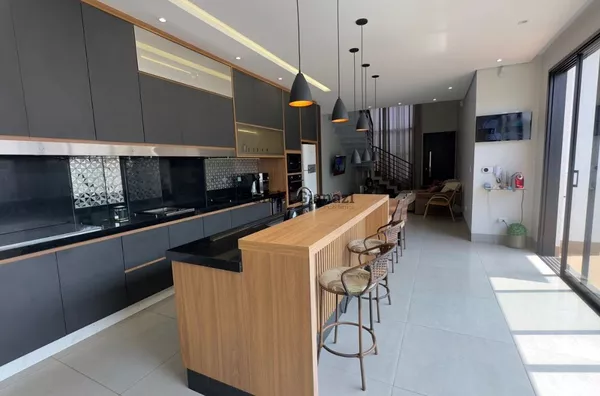 CA1583 - Casa à Venda no Alto dos Ipês em Assis