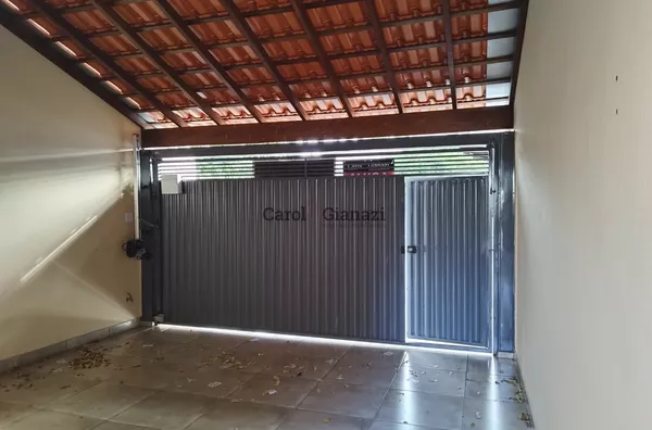 CA1596 - Casa à Venda próxima à FEMA em Assis