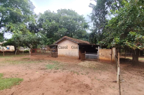 CH2468- CHÁCARA URBANA À VENDA EM ASSIS